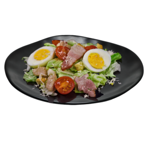 Салат цезарь з куркою та беконом